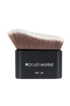 Brushworks Sminkborstar > No. 24 Blending Face & Body Brush