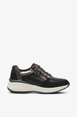 Hot Sneakers Sneakers