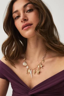 Clearance Collection Halsband med berlocker Smycken