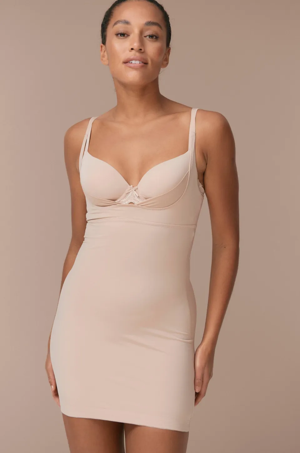 Ellos Shaping > Collection Shapingklänning - medium support