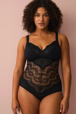 Clearance Plus collection Body i spets Shaping