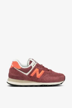 New Balance Sneakers > Sneakers