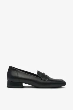 Vagabond Loafers > Loafers Debbi