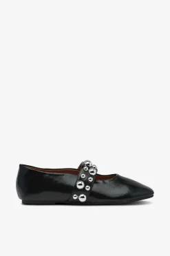 Ballerinaskor Bialuna Studded Ballet Flat Faux Leather Ballerinaskor