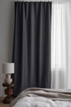 Discount Home Mörkläggningsgardin Cara 1 st Mörkläggningsgardiner|Veckbandslängder