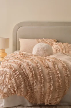Clearance Home Sänggavel Sienna Velvet Sängar & Madrasser