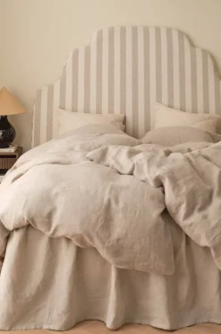 Sale Home Sänggavel Stripe big Sängar & Madrasser